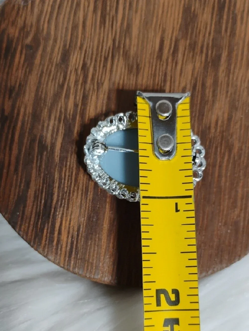 Elegant Vintage Blue/White Cameo Brooch